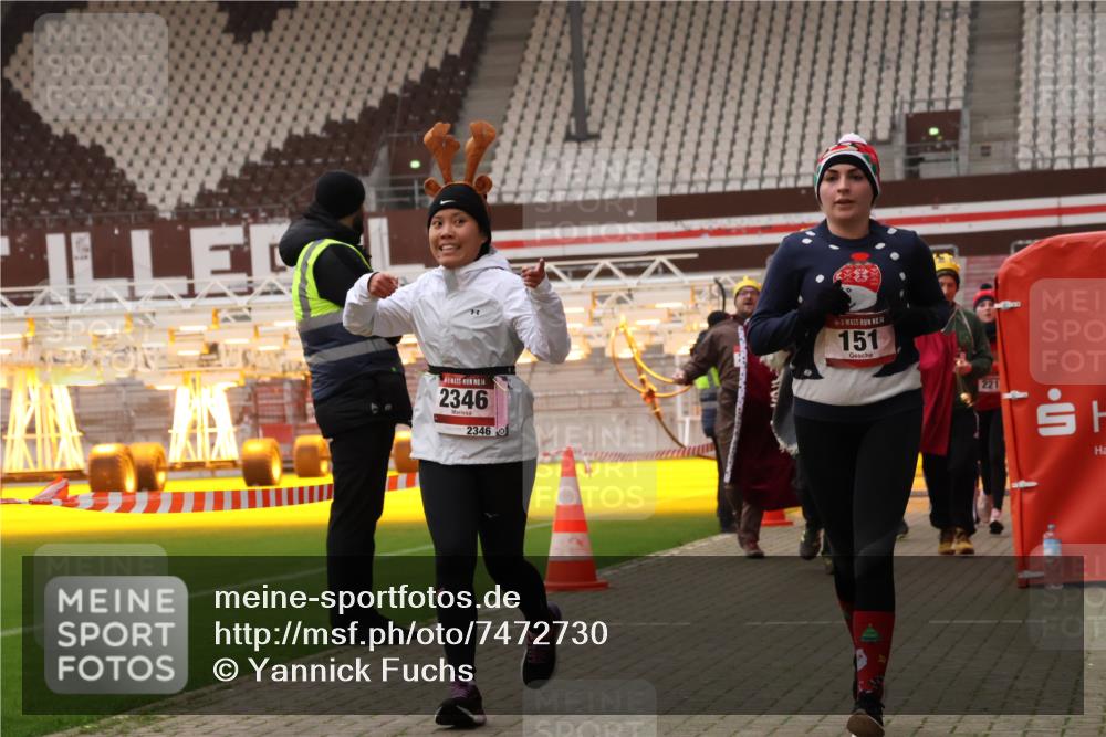 08.12.2024 - St. Pauli X-Mass-Run No. 14 Yannick Fuchs http://msf.ph/oto/7472730 08.12.2024 10:06:59 Ziel 129, 151, 165, 719, 1786, 1940, 2003, 2062, 2099, 2208, 2212, 2346, 2751, 2755, 2843, 2861, 2888, 3083, 3337, 3342, 3343 meine-sportfotos.de