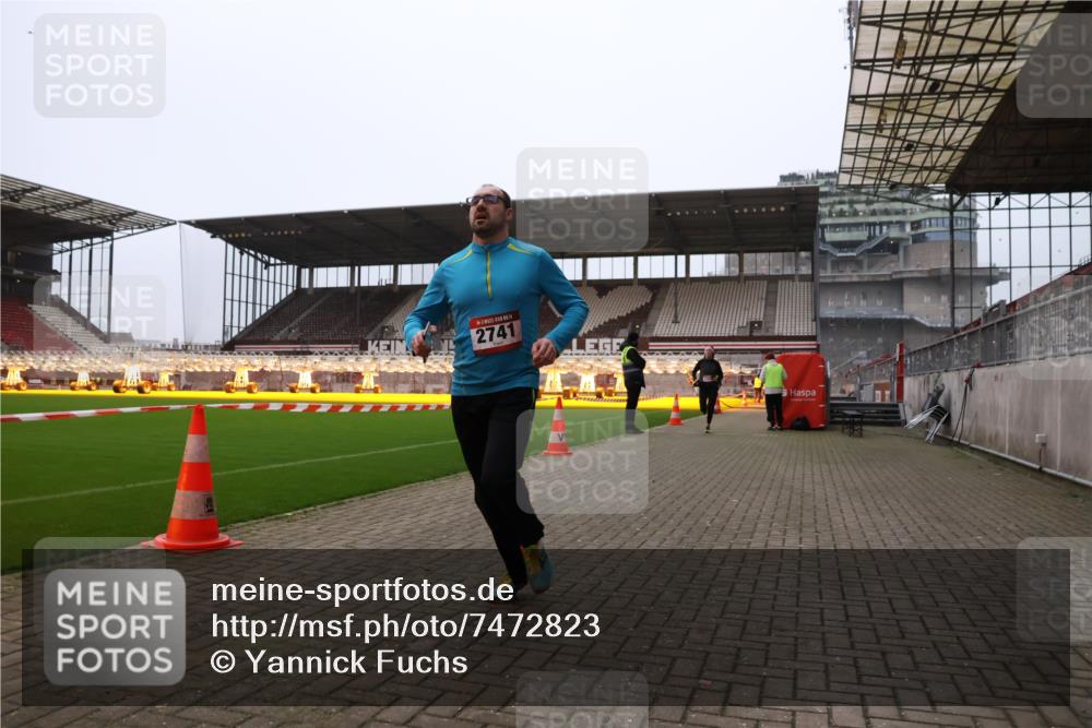 08.12.2024 - St. Pauli X-Mass-Run No. 14 Yannick Fuchs http://msf.ph/oto/7472823 08.12.2024 09:52:40 Ziel 423, 2741, 2832, 3305 meine-sportfotos.de