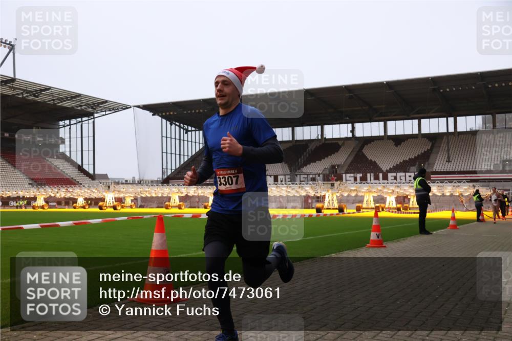 08.12.2024 - St. Pauli X-Mass-Run No. 14 Yannick Fuchs http://msf.ph/oto/7473061 08.12.2024 09:53:24 Ziel 183, 859, 2084, 2844, 3023, 3307 meine-sportfotos.de