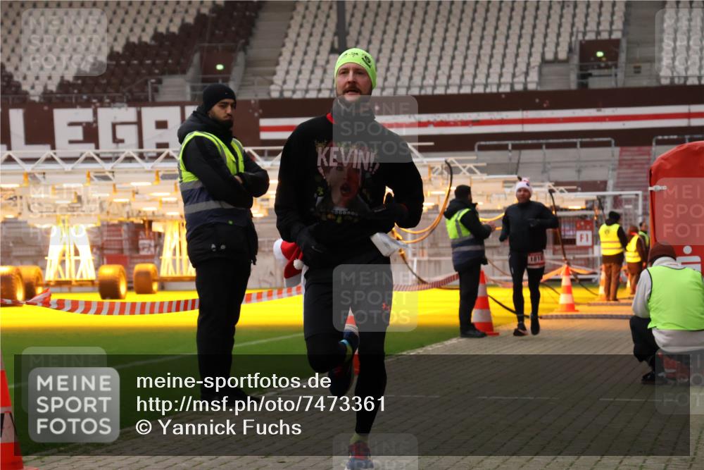08.12.2024 - St. Pauli X-Mass-Run No. 14 Yannick Fuchs http://msf.ph/oto/7473361 08.12.2024 09:53:41 Ziel 859, 1818, 2844, 3023 meine-sportfotos.de