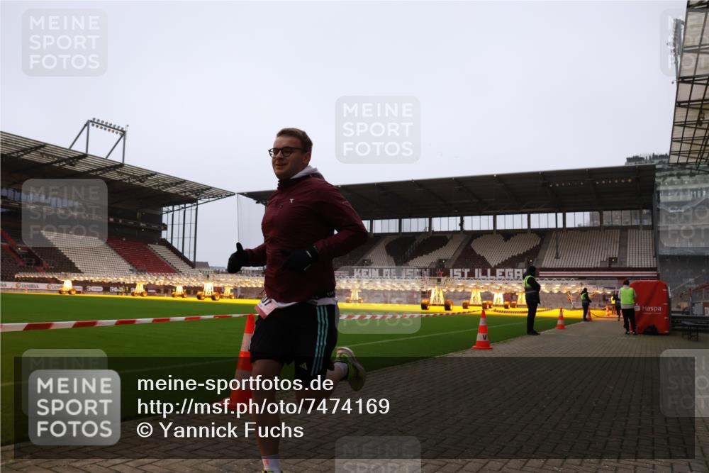 08.12.2024 - St. Pauli X-Mass-Run No. 14 Yannick Fuchs http://msf.ph/oto/7474169 08.12.2024 09:55:22 Ziel 691, 881, 907, 3300 meine-sportfotos.de