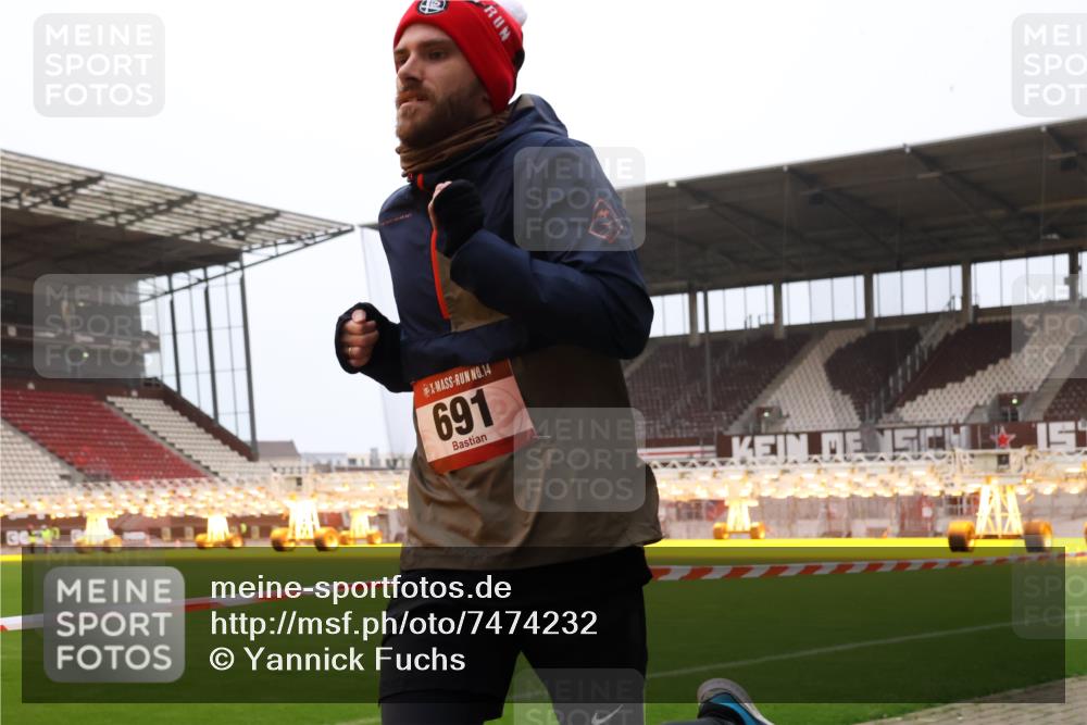 08.12.2024 - St. Pauli X-Mass-Run No. 14 Yannick Fuchs http://msf.ph/oto/7474232 08.12.2024 09:55:31 Ziel 691, 3300 meine-sportfotos.de