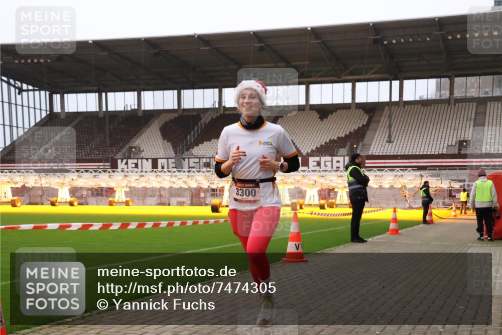 08.12.2024 - St. Pauli X-Mass-Run No. 14 Yannick Fuchs http://msf.ph/oto/7474305 08.12.2024 09:55:38 Ziel 2911, 3300 meine-sportfotos.de