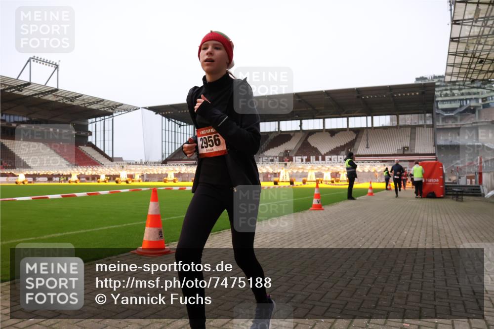 08.12.2024 - St. Pauli X-Mass-Run No. 14 Yannick Fuchs http://msf.ph/oto/7475188 08.12.2024 09:56:57 Ziel 364, 384, 420, 755, 763, 904, 1741, 1754, 1982, 2956, 3022, 3139 meine-sportfotos.de