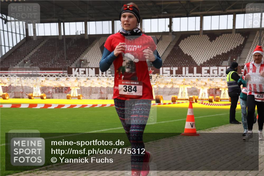 08.12.2024 - St. Pauli X-Mass-Run No. 14 Yannick Fuchs http://msf.ph/oto/7475312 08.12.2024 09:57:05 Ziel 364, 384, 420, 755, 763, 904, 1291, 1741, 1982, 2267, 3022, 3139 meine-sportfotos.de