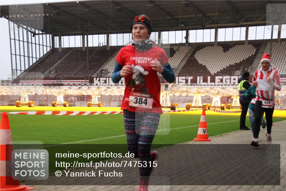 08.12.2024 - St. Pauli X-Mass-Run No. 14 Yannick Fuchs http://msf.ph/oto/7475315 08.12.2024 09:57:05 Ziel 364, 384, 420, 755, 763, 904, 1291, 1741, 1982, 2267, 3022, 3139 meine-sportfotos.de