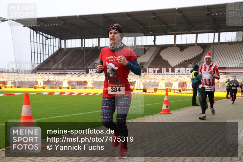 08.12.2024 - St. Pauli X-Mass-Run No. 14 Yannick Fuchs http://msf.ph/oto/7475319 08.12.2024 09:57:05 Ziel 364, 384, 420, 755, 763, 904, 1291, 1741, 1982, 2267, 3022, 3139 meine-sportfotos.de
