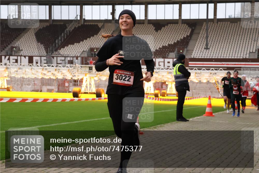 08.12.2024 - St. Pauli X-Mass-Run No. 14 Yannick Fuchs http://msf.ph/oto/7475377 08.12.2024 09:57:10 Ziel 364, 384, 420, 755, 763, 904, 1291, 1982, 2267, 3022, 3162 meine-sportfotos.de