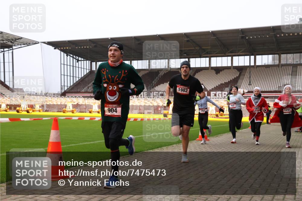 08.12.2024 - St. Pauli X-Mass-Run No. 14 Yannick Fuchs http://msf.ph/oto/7475473 08.12.2024 09:57:14 Ziel 364, 420, 755, 763, 904, 1291, 1982, 2267, 3022, 3162 meine-sportfotos.de