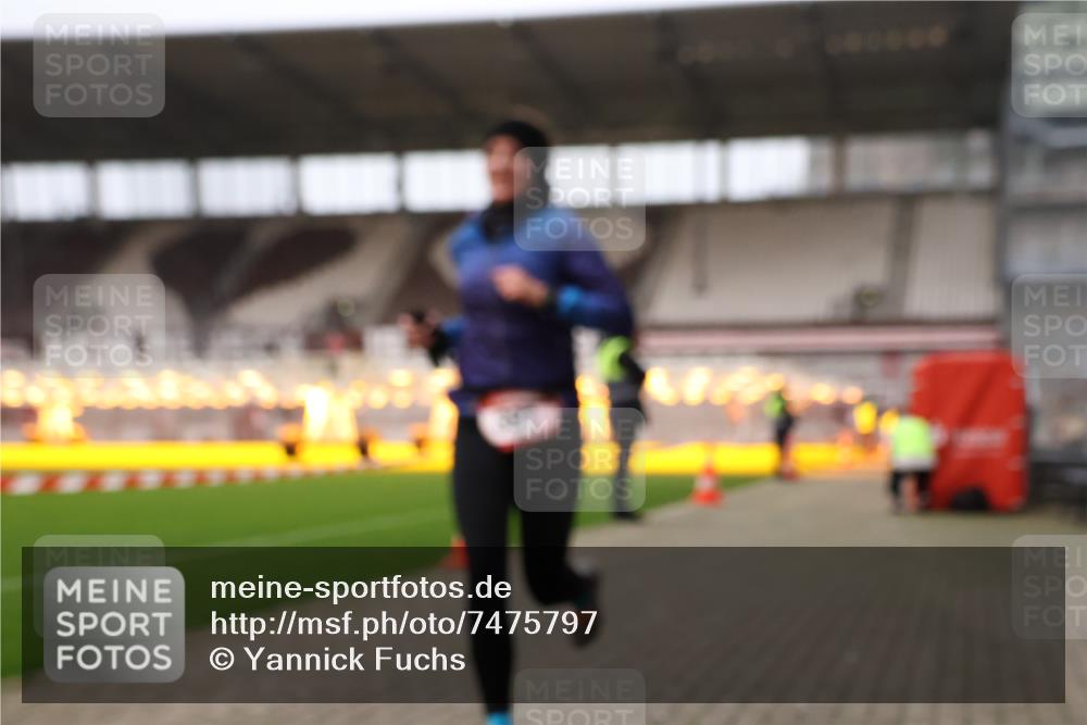 08.12.2024 - St. Pauli X-Mass-Run No. 14 Yannick Fuchs http://msf.ph/oto/7475797 08.12.2024 09:57:49 Ziel 391, 510, 1532, 2840, 2842 meine-sportfotos.de