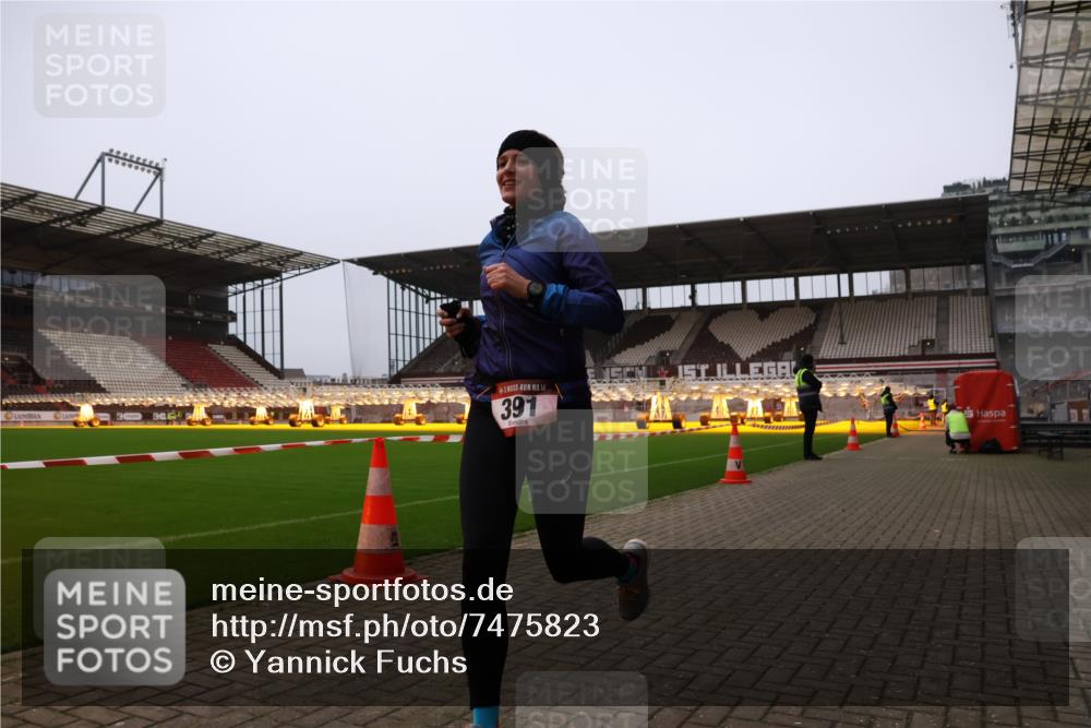 08.12.2024 - St. Pauli X-Mass-Run No. 14 Yannick Fuchs http://msf.ph/oto/7475823 08.12.2024 09:57:50 Ziel 391, 510, 1532, 2840, 2842 meine-sportfotos.de