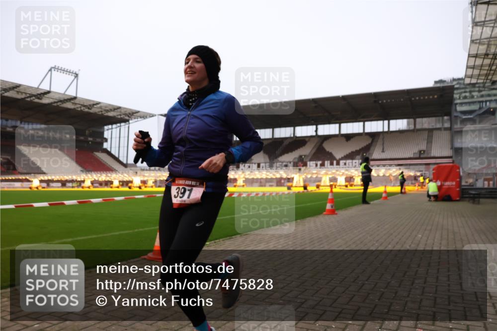 08.12.2024 - St. Pauli X-Mass-Run No. 14 Yannick Fuchs http://msf.ph/oto/7475828 08.12.2024 09:57:50 Ziel 391, 510, 1532, 2840, 2842 meine-sportfotos.de
