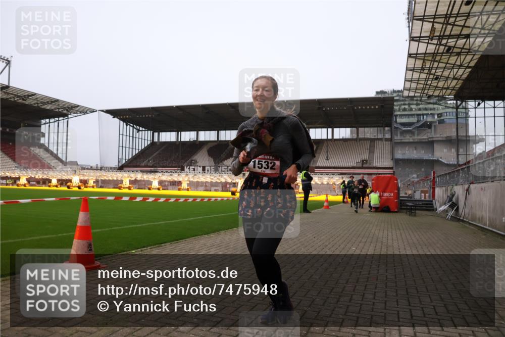 08.12.2024 - St. Pauli X-Mass-Run No. 14 Yannick Fuchs http://msf.ph/oto/7475948 08.12.2024 09:58:06 Ziel 510, 1075, 1080, 1396, 1397, 1532, 1789, 2872, 2934, 2943, 2944, 3092, 3171 meine-sportfotos.de