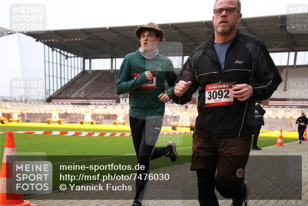 08.12.2024 - St. Pauli X-Mass-Run No. 14 Yannick Fuchs http://msf.ph/oto/7476030 08.12.2024 09:58:11 Ziel 55, 510, 880, 1075, 1080, 1396, 1397, 1532, 1789, 2872, 2934, 2943, 2944, 3092, 3171 meine-sportfotos.de