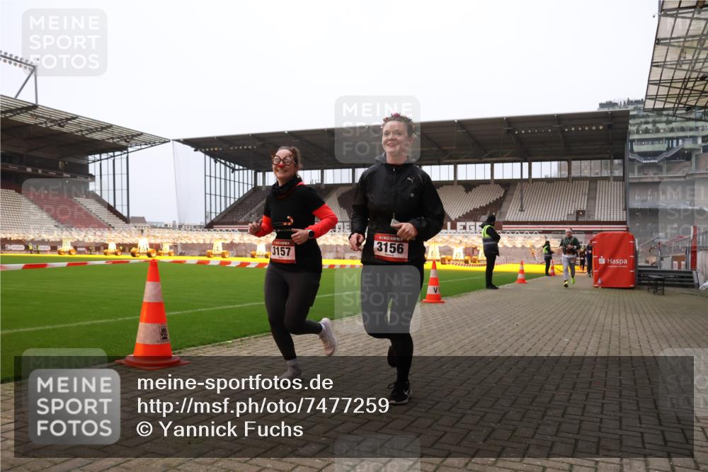 08.12.2024 - St. Pauli X-Mass-Run No. 14 Yannick Fuchs http://msf.ph/oto/7477259 08.12.2024 09:59:41 Ziel 100, 190, 431, 2746, 2762, 2932, 3156, 3157 meine-sportfotos.de