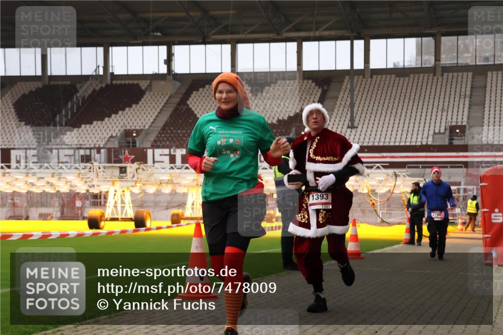 08.12.2024 - St. Pauli X-Mass-Run No. 14 Yannick Fuchs http://msf.ph/oto/7478009 08.12.2024 10:00:34 Ziel 174, 259, 484, 608, 1393, 1725, 2760, 3170 meine-sportfotos.de