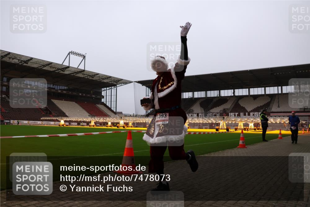 08.12.2024 - St. Pauli X-Mass-Run No. 14 Yannick Fuchs http://msf.ph/oto/7478073 08.12.2024 10:00:36 Ziel 174, 484, 608, 1393, 1725, 2760 meine-sportfotos.de