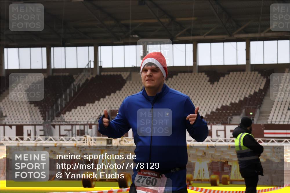 08.12.2024 - St. Pauli X-Mass-Run No. 14 Yannick Fuchs http://msf.ph/oto/7478129 08.12.2024 10:00:40 Ziel 174, 484, 608, 1393, 1725, 2760 meine-sportfotos.de