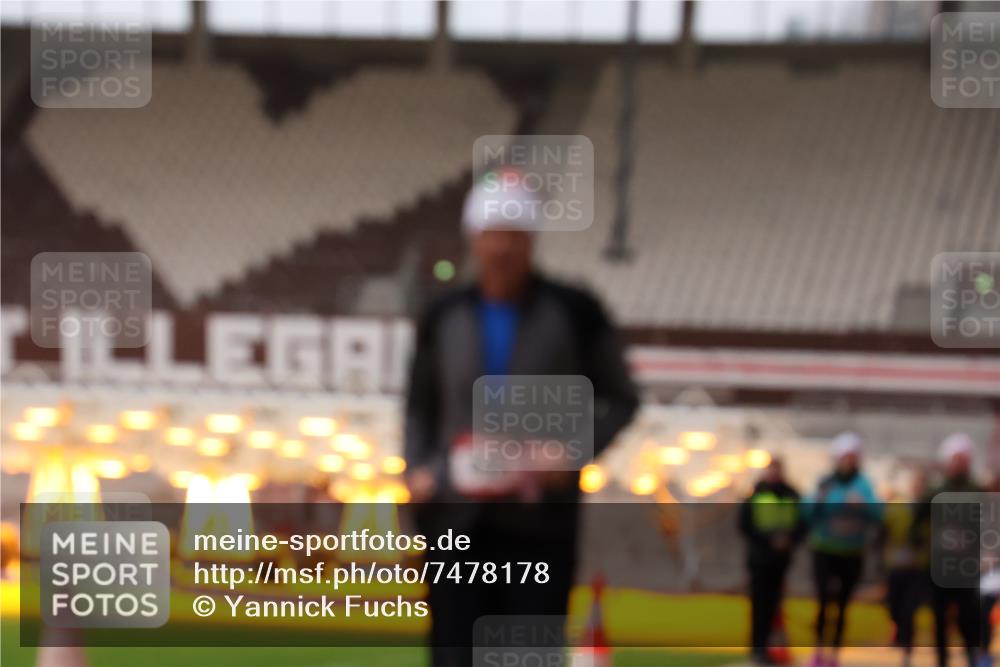 08.12.2024 - St. Pauli X-Mass-Run No. 14 Yannick Fuchs http://msf.ph/oto/7478178 08.12.2024 10:00:57 Ziel 410, 642, 1750, 1773, 2447, 2808, 2809, 3033 meine-sportfotos.de