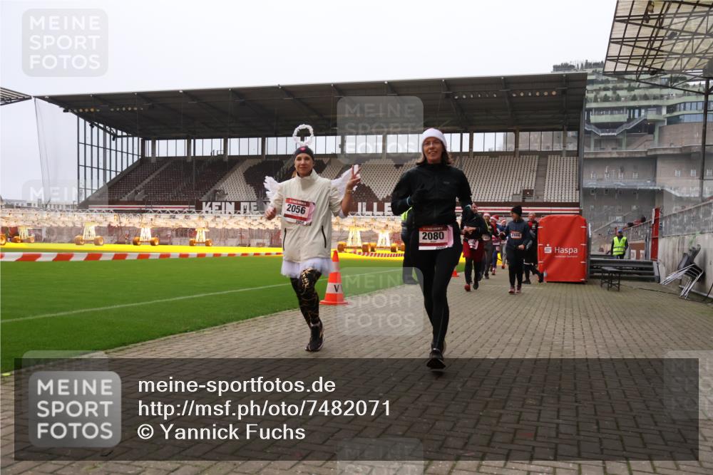 08.12.2024 - St. Pauli X-Mass-Run No. 14 Yannick Fuchs http://msf.ph/oto/7482071 08.12.2024 10:05:40 Ziel 126, 620, 751, 932, 949, 1178, 1605, 1643, 1650, 1957, 2056, 2077, 2080, 2146, 2306, 2308, 2344, 2435, 2603, 2864, 2866, 2908, 3114, 3302, 3339 meine-sportfotos.de