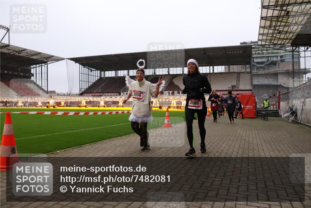 08.12.2024 - St. Pauli X-Mass-Run No. 14 Yannick Fuchs http://msf.ph/oto/7482081 08.12.2024 10:05:41 Ziel 126, 620, 751, 932, 949, 1178, 1605, 1643, 1650, 1957, 2056, 2077, 2080, 2146, 2306, 2308, 2344, 2435, 2603, 2864, 2866, 2908, 3114, 3302, 3339 meine-sportfotos.de