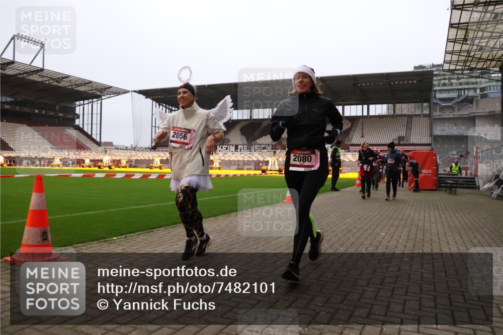 08.12.2024 - St. Pauli X-Mass-Run No. 14 Yannick Fuchs http://msf.ph/oto/7482101 08.12.2024 10:05:41 Ziel 126, 620, 751, 932, 949, 1178, 1605, 1643, 1650, 1957, 2056, 2077, 2080, 2146, 2306, 2308, 2344, 2435, 2603, 2864, 2866, 2908, 3114, 3302, 3339 meine-sportfotos.de