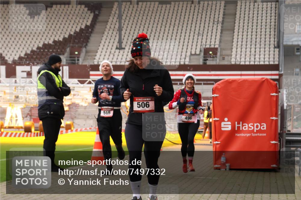 08.12.2024 - St. Pauli X-Mass-Run No. 14 Yannick Fuchs http://msf.ph/oto/7497332 08.12.2024 10:59:23 Ziel 124, 496, 506, 515, 534, 664, 686, 878, 1800 meine-sportfotos.de