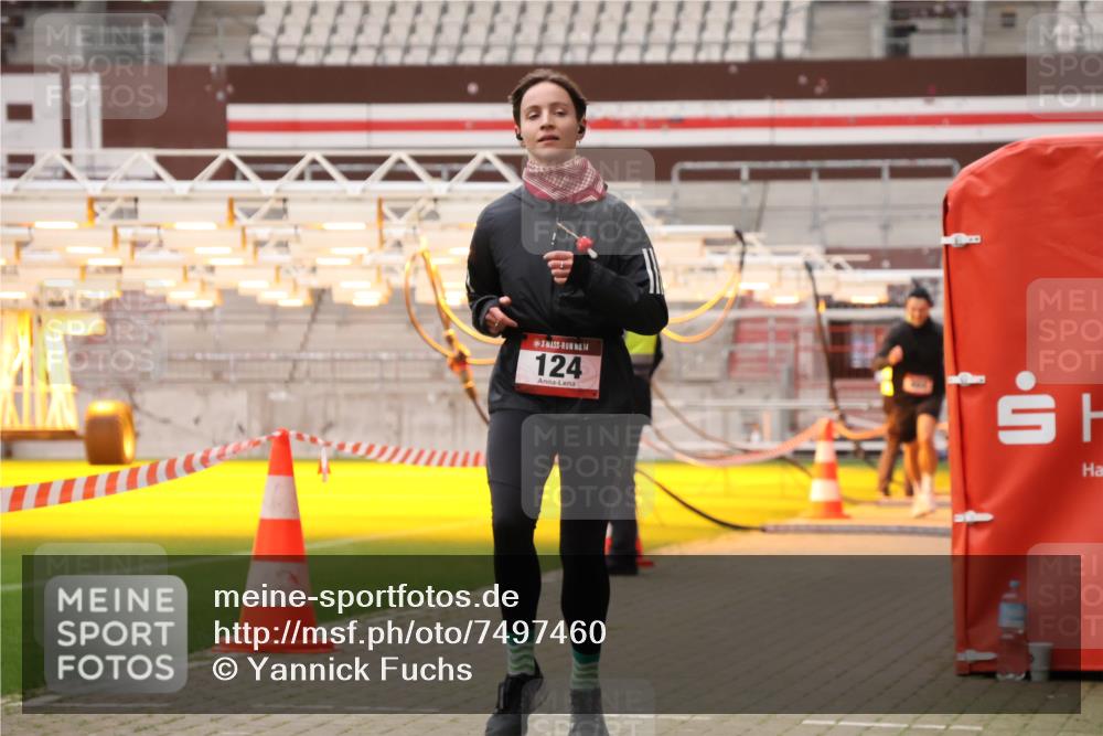 08.12.2024 - St. Pauli X-Mass-Run No. 14 Yannick Fuchs http://msf.ph/oto/7497460 08.12.2024 10:59:31 Ziel 124, 496, 506, 515, 534, 664, 686, 1748, 1842, 1848, 2153 meine-sportfotos.de