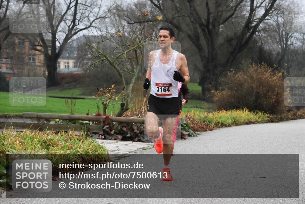 08.12.2024 - St. Pauli X-Mass-Run No. 14 Strokosch-Dieckow http://msf.ph/oto/7500613 08.12.2024 09:43:39 Laufen 14, 3164 meine-sportfotos.de