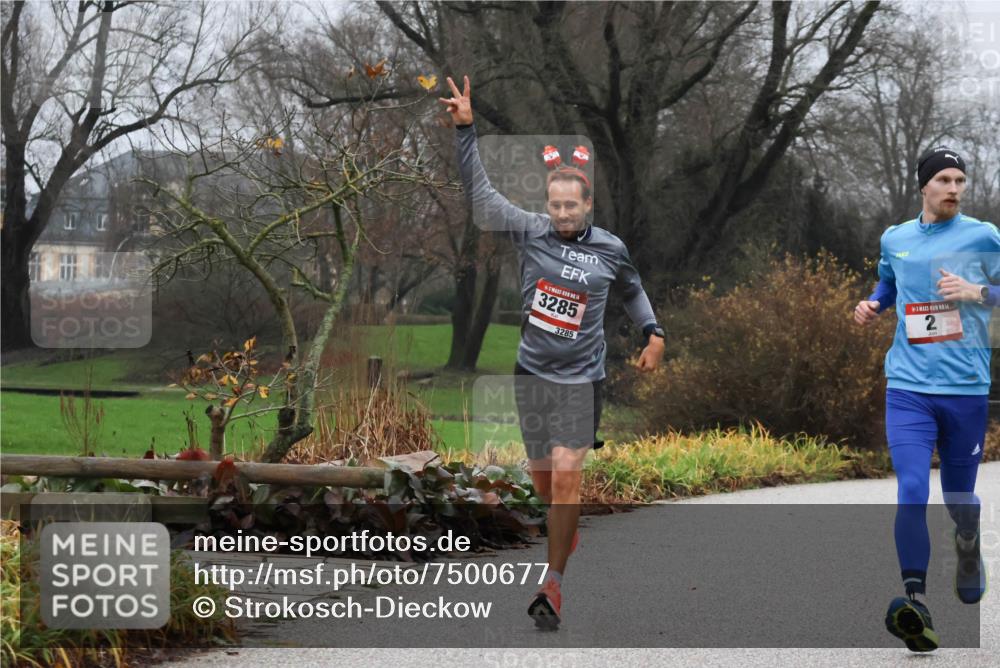 08.12.2024 - St. Pauli X-Mass-Run No. 14 Strokosch-Dieckow http://msf.ph/oto/7500677 08.12.2024 09:44:09 Laufen 3285, 3285, 14, 2 meine-sportfotos.de
