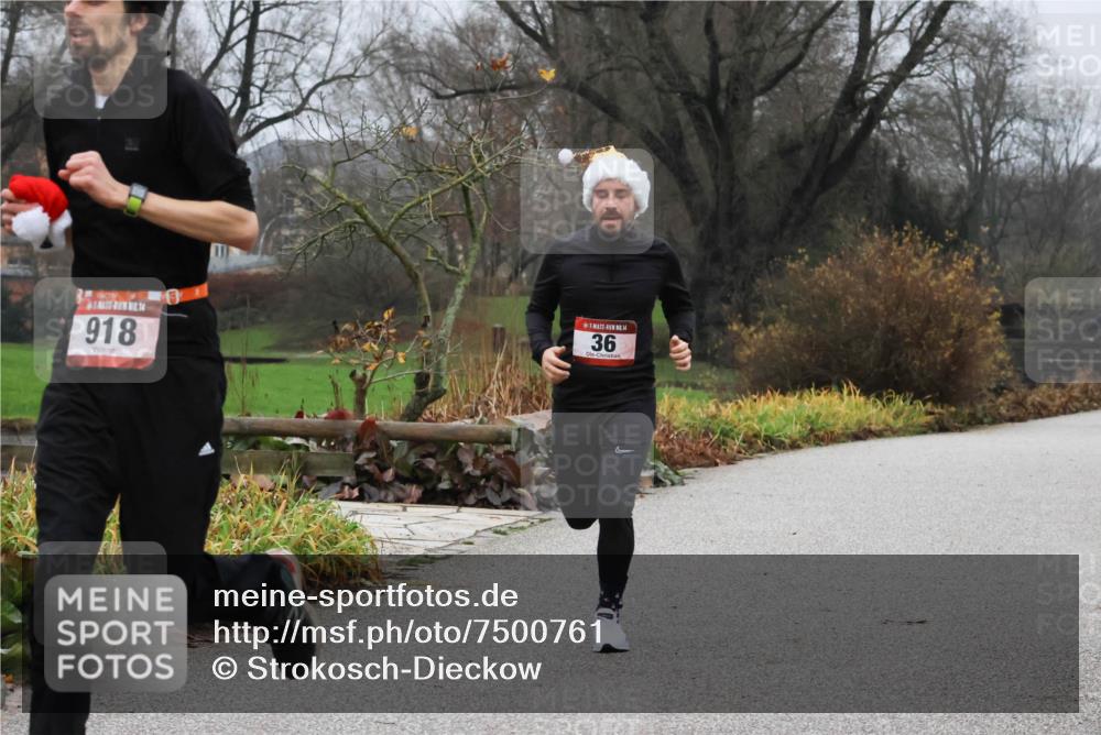08.12.2024 - St. Pauli X-Mass-Run No. 14 Strokosch-Dieckow http://msf.ph/oto/7500761 08.12.2024 09:44:34 Laufen 14, 918, 14, 36 meine-sportfotos.de