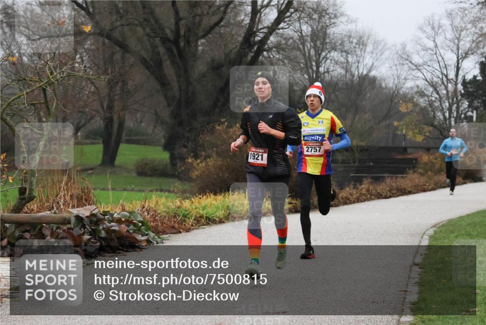 08.12.2024 - St. Pauli X-Mass-Run No. 14 Strokosch-Dieckow http://msf.ph/oto/7500815 08.12.2024 09:44:45 Laufen 1921, 2757 meine-sportfotos.de