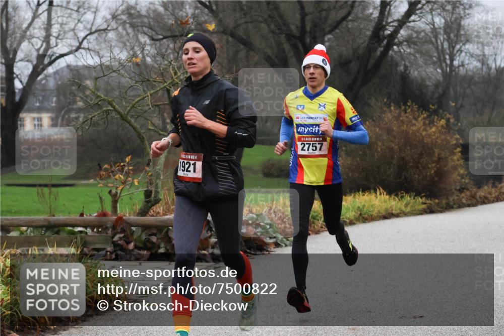 08.12.2024 - St. Pauli X-Mass-Run No. 14 Strokosch-Dieckow http://msf.ph/oto/7500822 08.12.2024 09:44:46 Laufen 14, 1921, 14, 2757 meine-sportfotos.de