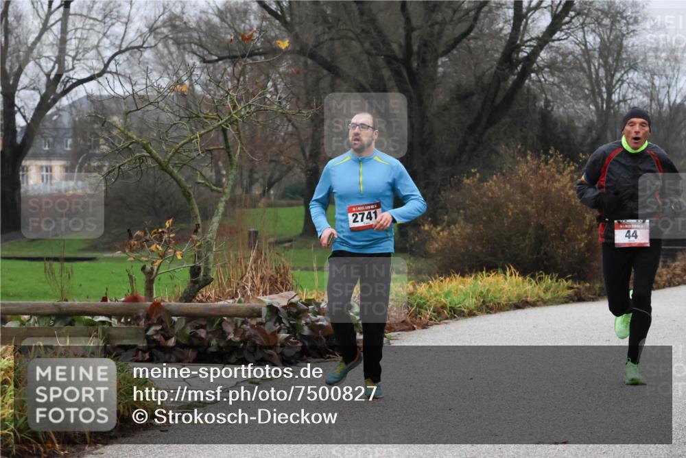 08.12.2024 - St. Pauli X-Mass-Run No. 14 Strokosch-Dieckow http://msf.ph/oto/7500827 08.12.2024 09:44:54 Laufen 14, 2741, 44 meine-sportfotos.de
