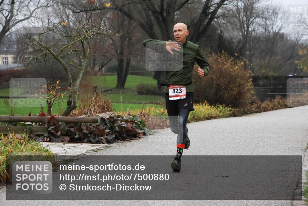 08.12.2024 - St. Pauli X-Mass-Run No. 14 Strokosch-Dieckow http://msf.ph/oto/7500880 08.12.2024 09:44:58 Laufen 423, 423 meine-sportfotos.de
