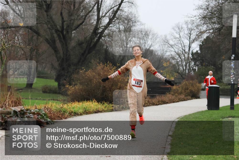 08.12.2024 - St. Pauli X-Mass-Run No. 14 Strokosch-Dieckow http://msf.ph/oto/7500889 08.12.2024 09:45:13 Laufen 183 meine-sportfotos.de