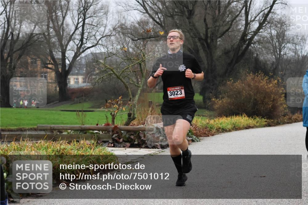 08.12.2024 - St. Pauli X-Mass-Run No. 14 Strokosch-Dieckow http://msf.ph/oto/7501012 08.12.2024 09:45:49 Laufen 14, 3023 meine-sportfotos.de