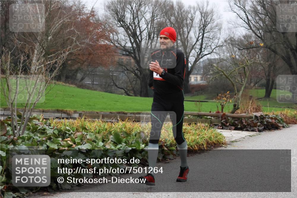 08.12.2024 - St. Pauli X-Mass-Run No. 14 Strokosch-Dieckow http://msf.ph/oto/7501264 08.12.2024 09:47:26 Laufen  meine-sportfotos.de