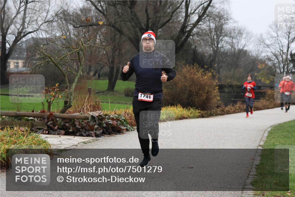 08.12.2024 - St. Pauli X-Mass-Run No. 14 Strokosch-Dieckow http://msf.ph/oto/7501279 08.12.2024 09:47:35 Laufen 1741 meine-sportfotos.de