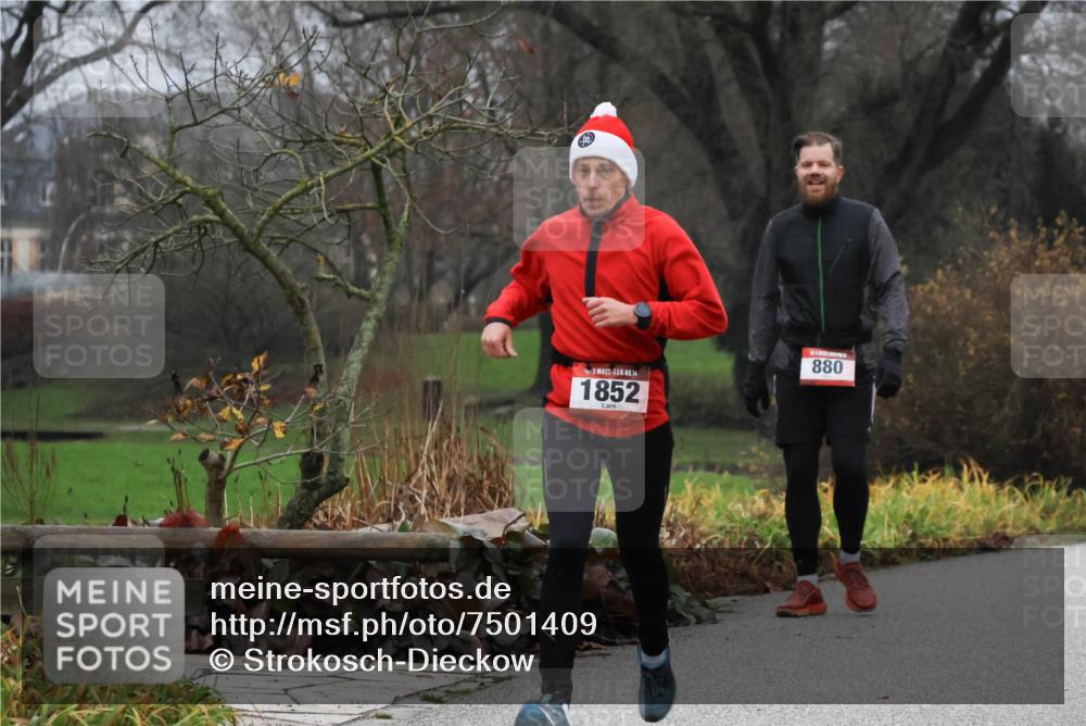 08.12.2024 - St. Pauli X-Mass-Run No. 14 Strokosch-Dieckow http://msf.ph/oto/7501409 08.12.2024 09:48:05 Laufen 14, 1852, 880 meine-sportfotos.de