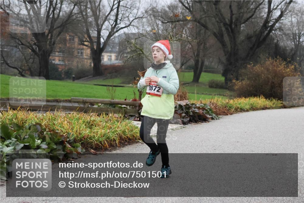 08.12.2024 - St. Pauli X-Mass-Run No. 14 Strokosch-Dieckow http://msf.ph/oto/7501501 08.12.2024 09:48:44 Laufen 2872 meine-sportfotos.de