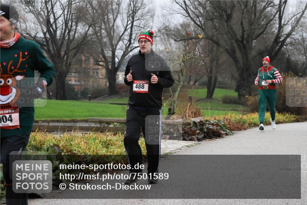 08.12.2024 - St. Pauli X-Mass-Run No. 14 Strokosch-Dieckow http://msf.ph/oto/7501589 08.12.2024 09:48:59 Laufen 14, 04, 14, 488 meine-sportfotos.de