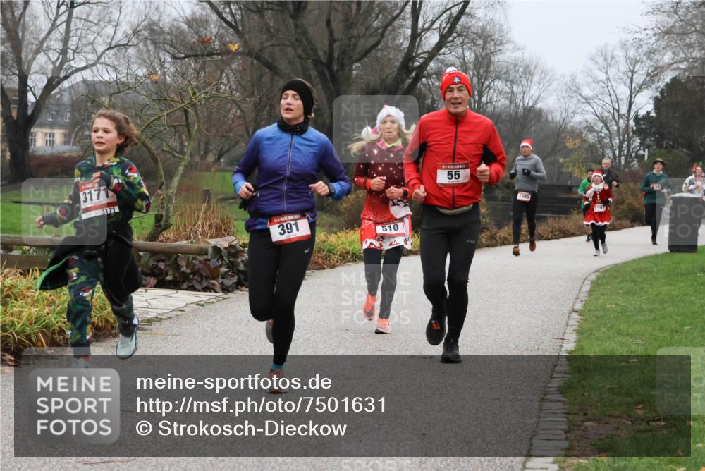08.12.2024 - St. Pauli X-Mass-Run No. 14 Strokosch-Dieckow http://msf.ph/oto/7501631 08.12.2024 09:49:05 Laufen 3171, 3171, 1, 391, 510, 55, 1396, 1397 meine-sportfotos.de