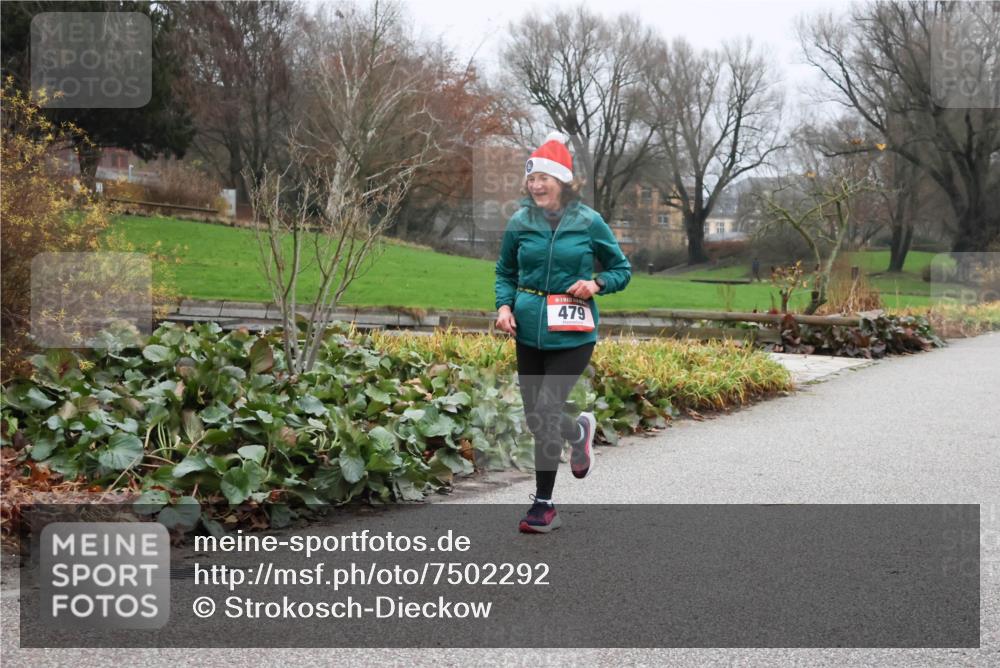 08.12.2024 - St. Pauli X-Mass-Run No. 14 Strokosch-Dieckow http://msf.ph/oto/7502292 08.12.2024 09:53:11 Laufen 479 meine-sportfotos.de