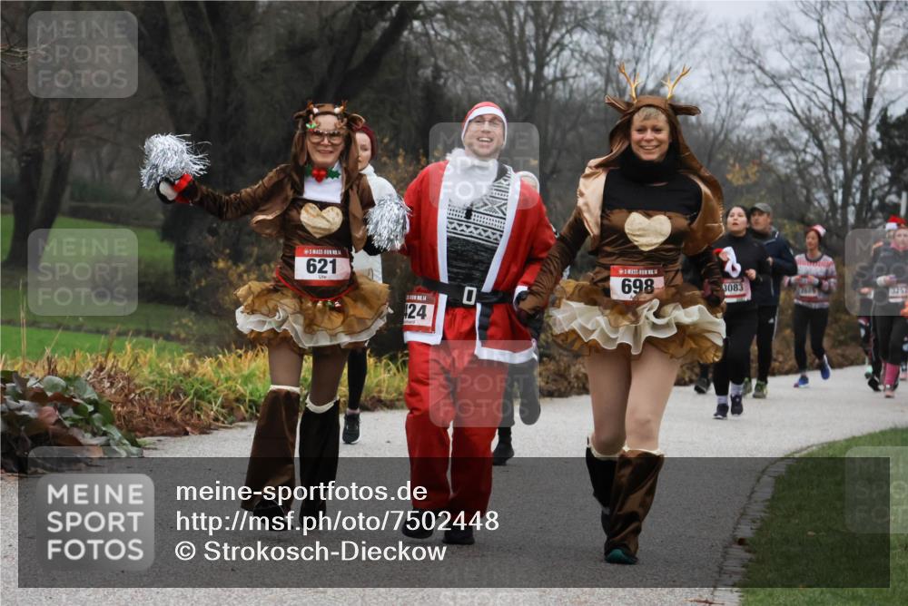 08.12.2024 - St. Pauli X-Mass-Run No. 14 Strokosch-Dieckow http://msf.ph/oto/7502448 08.12.2024 09:54:04 Laufen 14, 621, 15, 14, 24, 0, 14, 698, 3083, 3257 meine-sportfotos.de