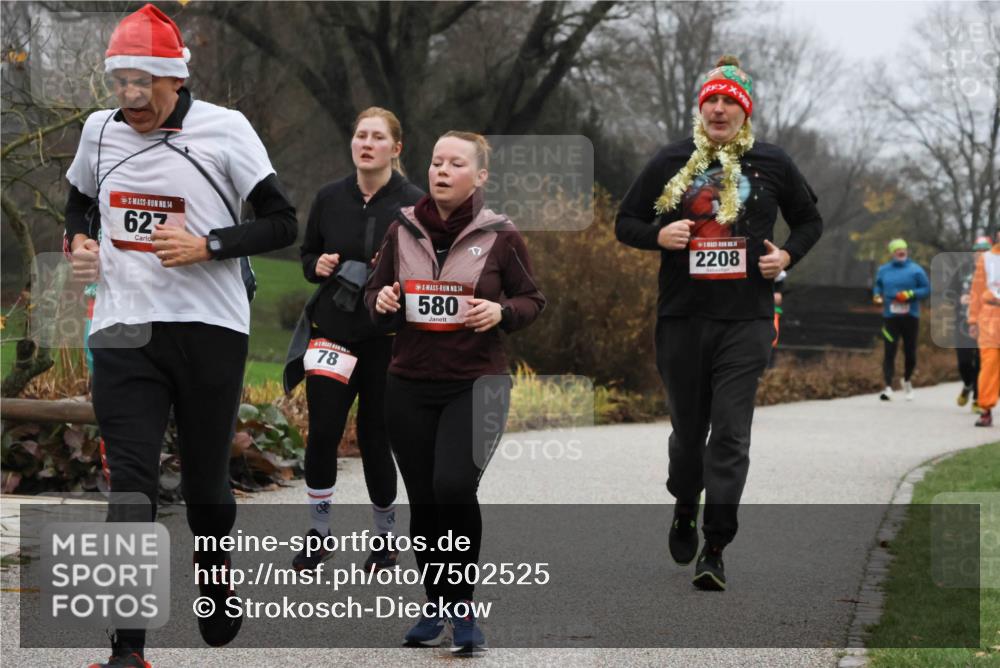 08.12.2024 - St. Pauli X-Mass-Run No. 14 Strokosch-Dieckow http://msf.ph/oto/7502525 08.12.2024 09:54:41 Laufen 14, 627, 78, 14, 580, 1, 2208 meine-sportfotos.de