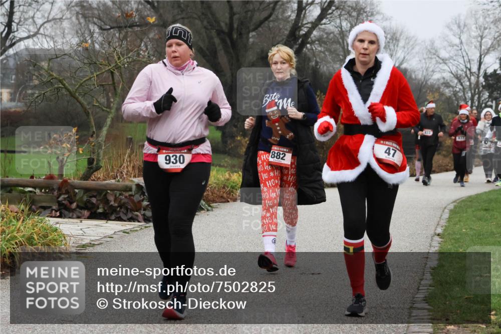 08.12.2024 - St. Pauli X-Mass-Run No. 14 Strokosch-Dieckow http://msf.ph/oto/7502825 08.12.2024 09:56:53 Laufen 930, 3, 4, 882, 10, 47, 833, 837 meine-sportfotos.de