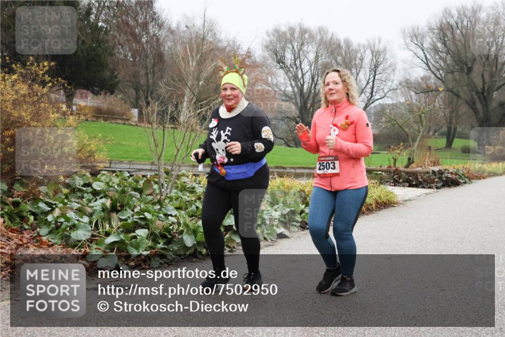 08.12.2024 - St. Pauli X-Mass-Run No. 14 Strokosch-Dieckow http://msf.ph/oto/7502950 08.12.2024 09:58:06 Laufen 2503 meine-sportfotos.de