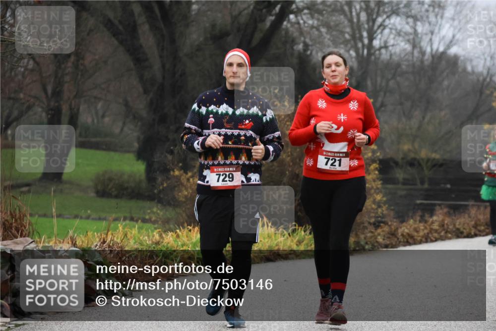 08.12.2024 - St. Pauli X-Mass-Run No. 14 Strokosch-Dieckow http://msf.ph/oto/7503146 08.12.2024 09:59:41 Laufen 14, 729, 14, 721 meine-sportfotos.de