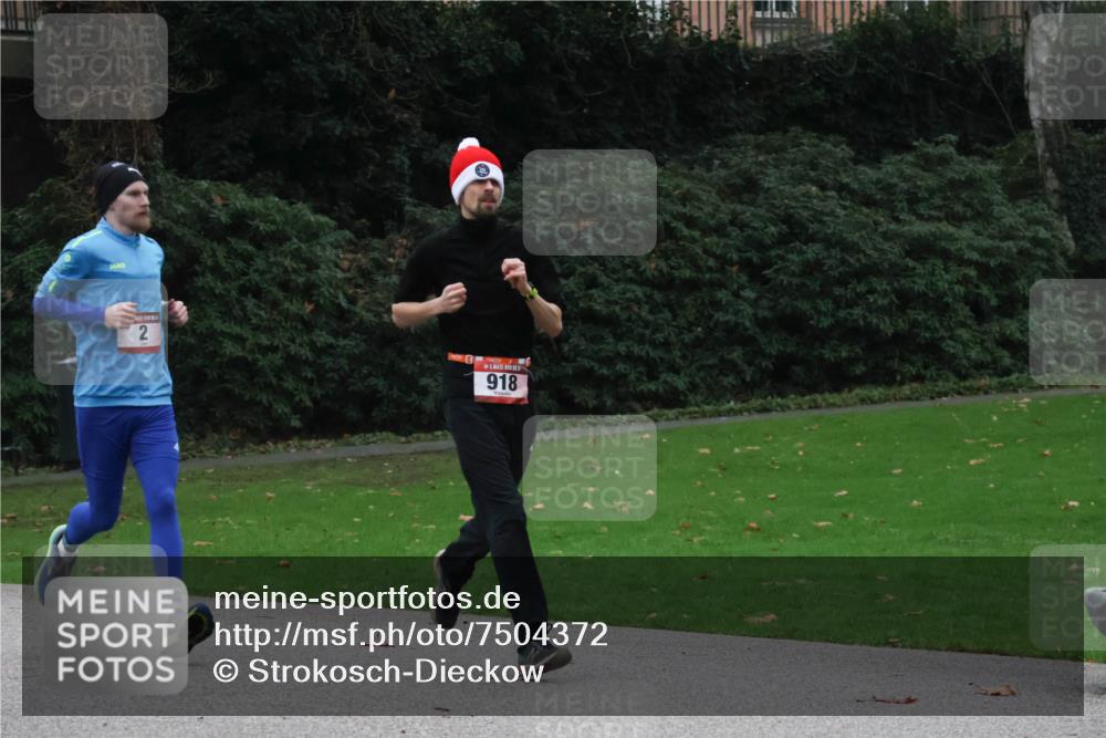 08.12.2024 - St. Pauli X-Mass-Run No. 14 Strokosch-Dieckow http://msf.ph/oto/7504372 08.12.2024 09:36:55 Laufen 918 meine-sportfotos.de